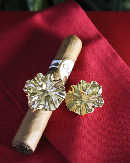 Betty - Circle Organic Stud